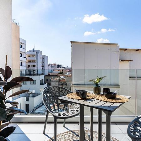 Made With Love 1-Br Apt By Finikoudes Beach ラルナカ エクステリア 写真